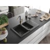 Mexen Gaspar Granitspüle 1,5-Becken mit Abtropffläche und Küchenarmatur Flora, schwarz gesprenkelt - 6507-76-670401-75-B