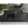 Mexen Pablo Granitspüle mit 1 Becken, Abtropffläche und Küchenarmatur Flora, schwarz - 6510-77-670401-07-B