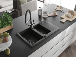 Mexen Gaspar Granitspüle 1,5-Schalen mit Abtropffläche und Küchenarmatur Duo, schwarz/gold Metallic - 6507-75-671701-07-B