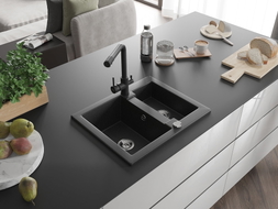 Mexen Carlos Granitspüle 1,5-Schüsseln mit Küchenarmatur Duero, schwarz/silber Metallic - 6518-73-671600-70