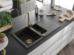 Mexen Matias 1,5-Becken-Granitspüle mit Abtropffläche 900 x 505 mm, Schwarz/Gold metallisch, Siphon Gold - 6502901505-75-G